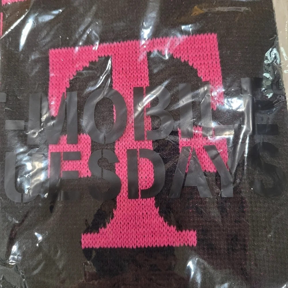 e Tuesday Scarf New Black With Pink Lettering
